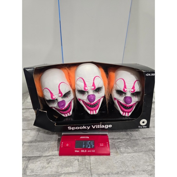 Spooky‎ Village Clown Pathway Markers Lights, Noises, Sound Activated NIB VIDEO - Picture 10 of 11